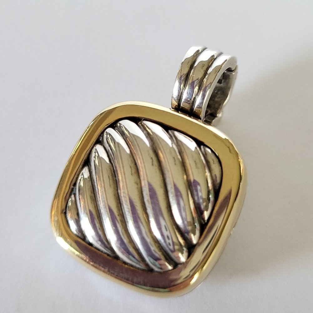 COPY - David Yurman Two Tone Cable Square Locket Pendant 925 & 18K - Picture 2 of 5
